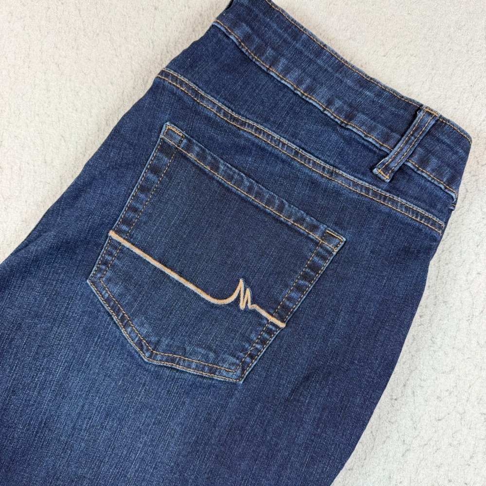 Maurices Jeans Womens 16 Dark Wash Straight Leg Blue Embroidered EUC